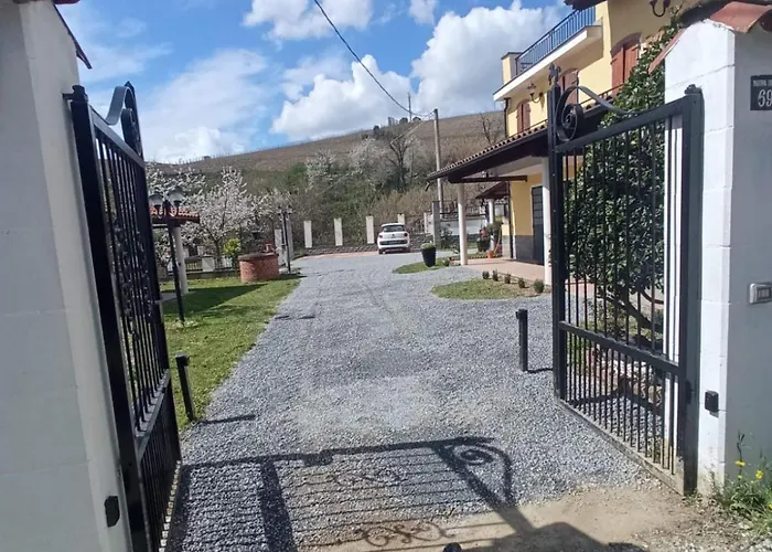 홈스테이 Podere Valle Pozzo *
